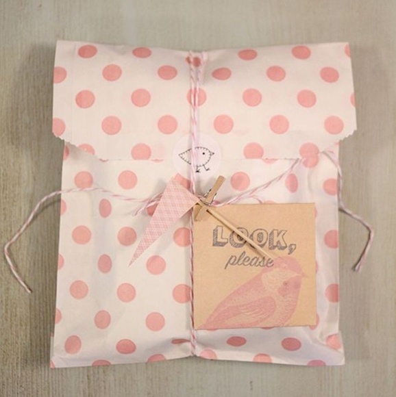 Shop with confidence! I'm a posh ambassador! 🌟 - Picture 3 of 8